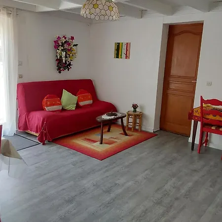 Εξοχικό σπίτι Cosy, Piscine, Vue Montagnes Carennac