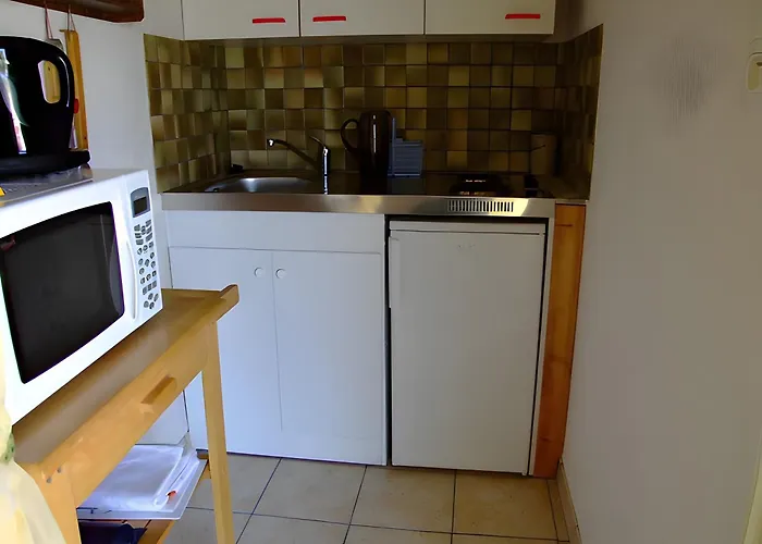 Cosy, Piscine, Vue Montagnes Апартаменты *