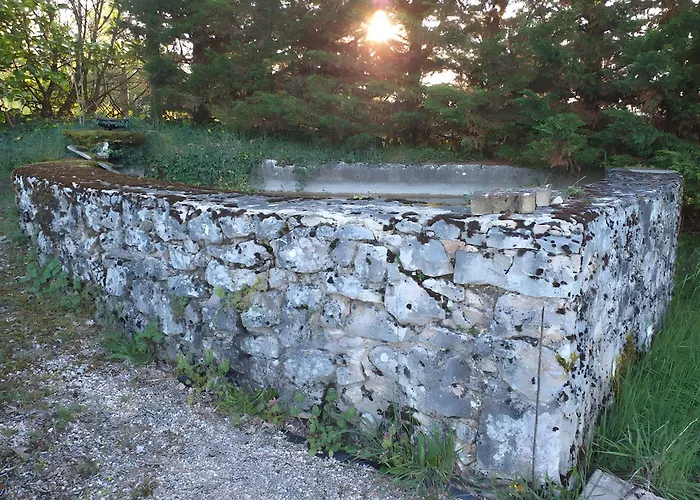 Cosy, Piscine, Vue Montagnes Апартаменты Carennac