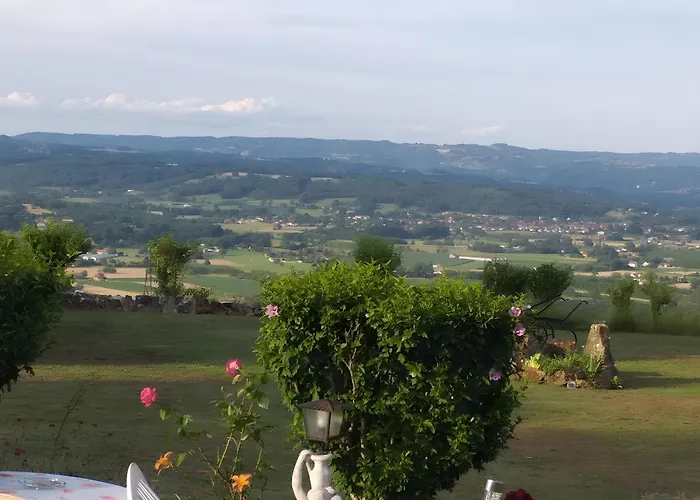 Апартаменты Cosy, Piscine, Vue Montagnes Carennac